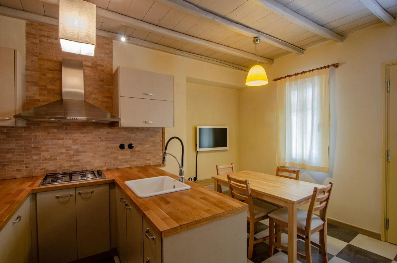 Myyellowhome Ermoupoli Exterior foto